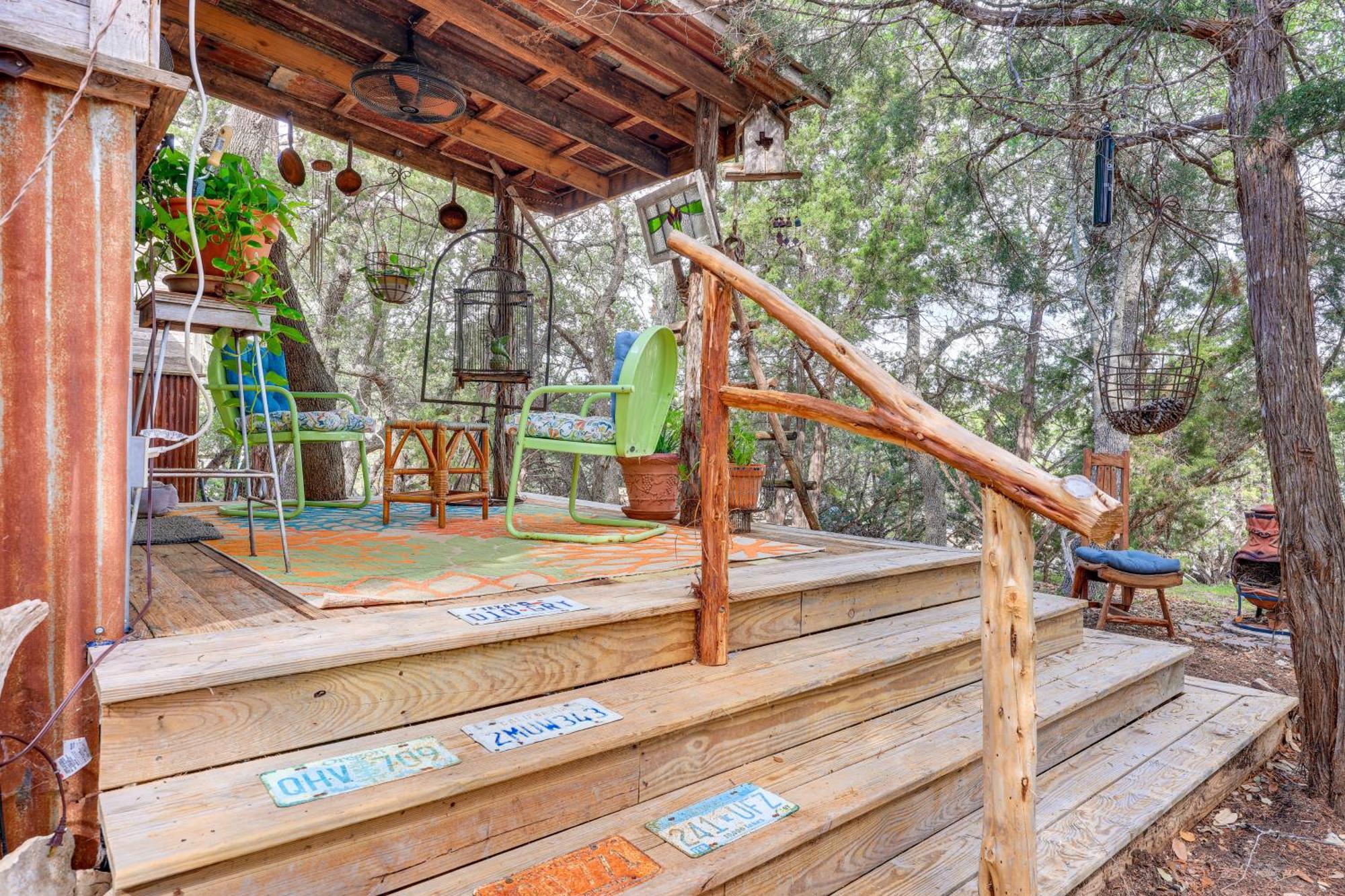 Pet-Friendly Wimberley Cabin With Fire Pit And Hot Tub 외부 사진